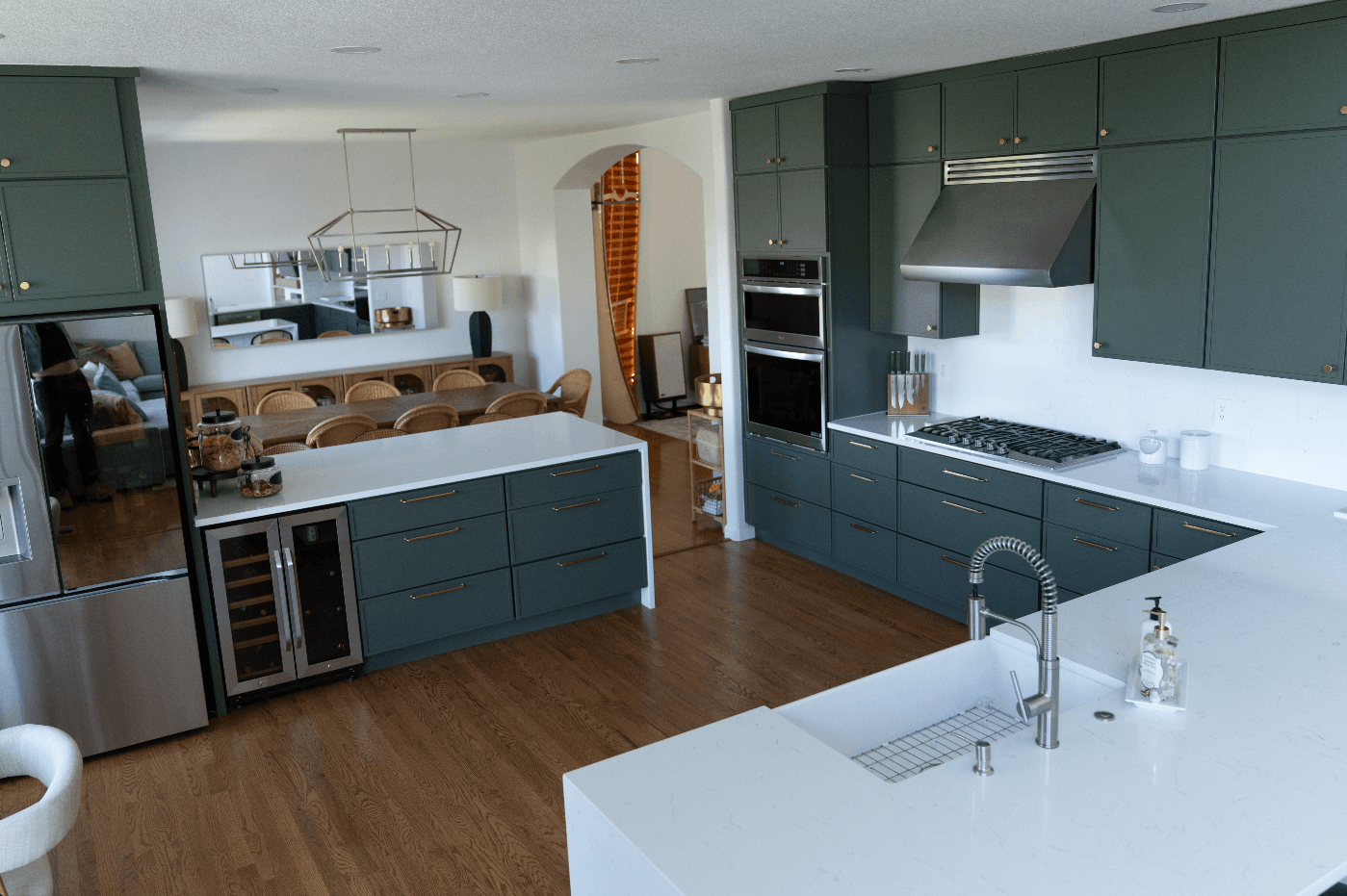 Open-Concept Kitchen — photo 7