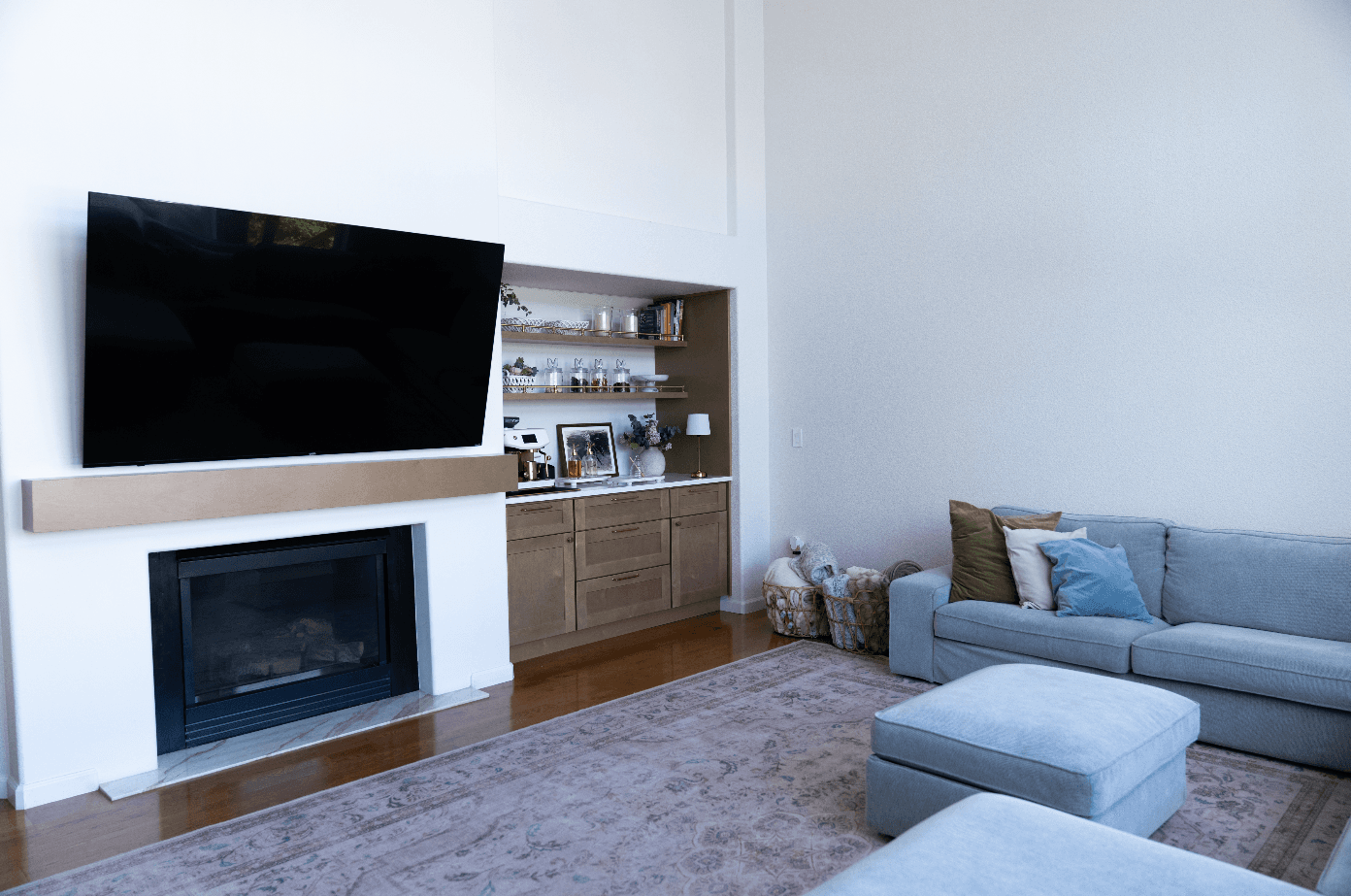 Open-Concept Kitchen — photo 8