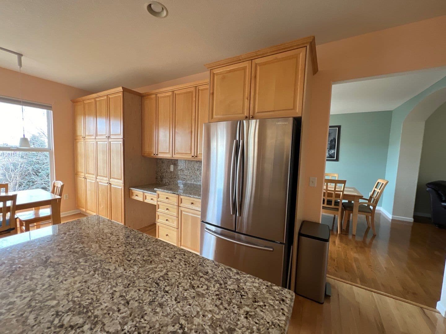 Open-Concept Kitchen — photo 1